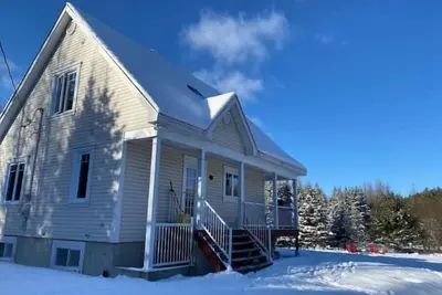Image de 3-bdrm Mont-Tremblant cottage - 15min to slopes