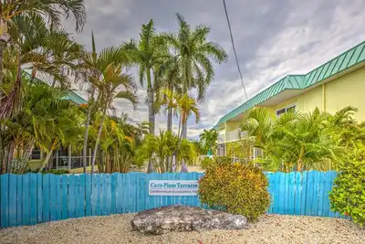 Image de Cute Corner Condo in Coco Plum! Dockage! Pool! Well-Equipped!