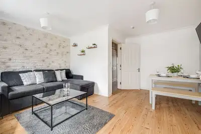Image de Modern & comfortable 4-bed house