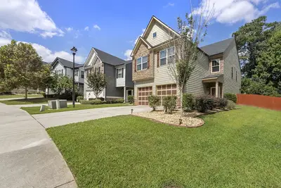 Image de Home Away From Home