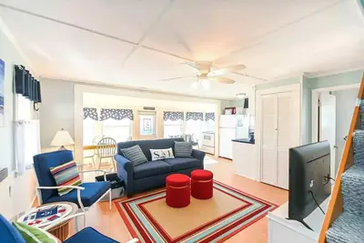 Image de Long Sands Beach Cottage in York