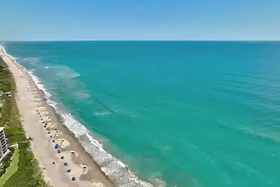 Image de Waterfront Beach House/Private Beach Access w/ Boat Dock Paradise!