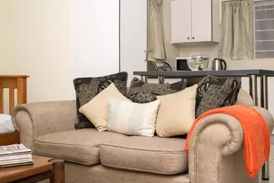 Welcome Home - A centrally located Guest Suite