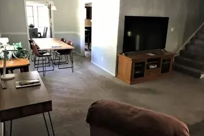 Image de 3 bedroom home, King's Forest Va. Beach, Virginia