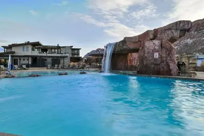 Image de SageCreek Resort - 3br Condo \"C6\" | Pool - Hot Tub