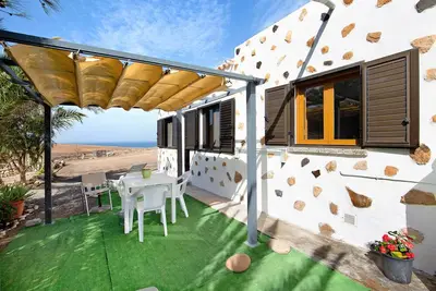 Image de Maison de vacances 'La Solapa' avec vue sur les montagnes, jardin partagé et Wi-Fi