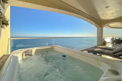 Image de LuxuryCorner-PrivateJacuzzi-LasOlasCondo-Rosarito