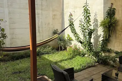 Image de Charming 2-bedroom house in Santa Ana with WiFi and Ac