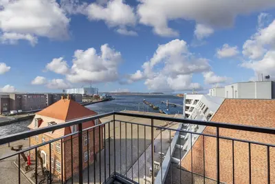 Image de Ferienapartment mit Balkon und Tollem Ausblick an der Hafenspitze von Wismar - Ohlerich Speicher