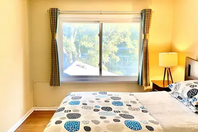 Image de V1 Private Room In Naperville Downtown with Wi-fi Desk, Near HighwayTrainStation