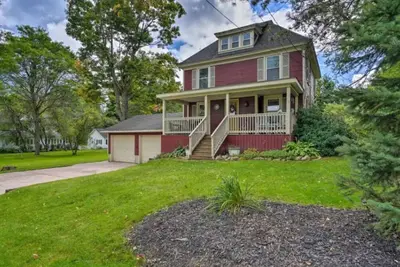 Image de Stylish Home Near Chq Institution & Lake Side Park-Back Yard for Entertaining