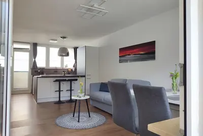 Image de 100 m zum Ulmer Münster: 57m² Wohnung an der Blau - Hochwertige Ferienwohnung