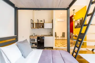 Image de Central Station - Apartments & Suites - Capri