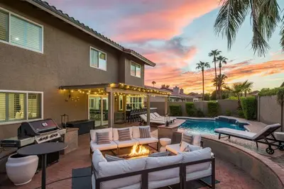 Image de The Desert Dream - Hot Tub, Pool, Putt Putt