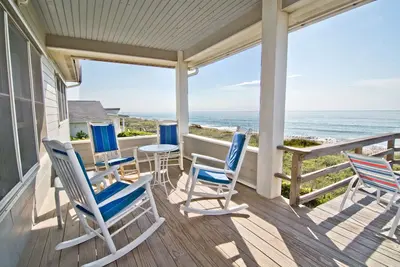 Image de Casa Atlantica, Oceanfront House in Pine Knoll Shores, Nc!