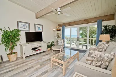 Image de Coral Shores #22, Oceanfront Condo in Pine Knoll Shores, Nc!