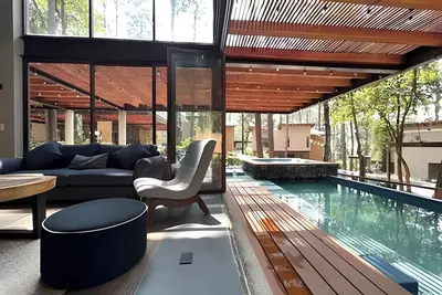 Image de Vacation house with private pool and hottub