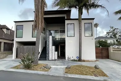 Image de Ocean View, Light & Bright 2br/1ba, Walkable to La Jolla Village & Beaches!