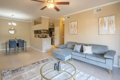 Image de Charming 2Bed2Bath - 7 Mins From Phx Airport - Parking, Heated Pool, Gym