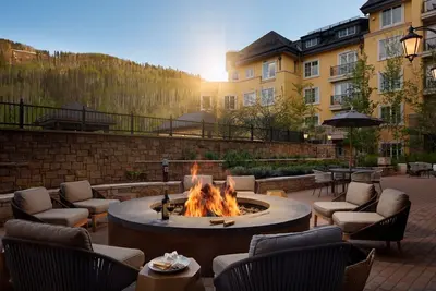 Image de 3 Bedroom Luxury Condo @ Ritz Club Lionshead Vail - Feb16-23, 2024 Avail! 10% Off