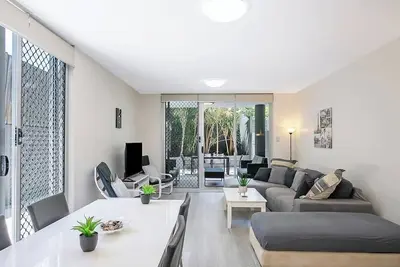 Image de Attiva A Brisbane Gem with Pool and Private Patio