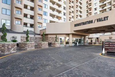 Image de Luxurious 2-Bedroom Villa on the strip in Vegas – the Ultimate Getaway!