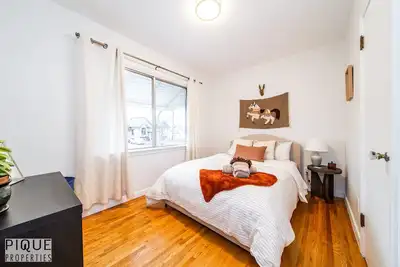 Image de Latin Vibes✔Bright/Central Home✔Southgate✔Clean!