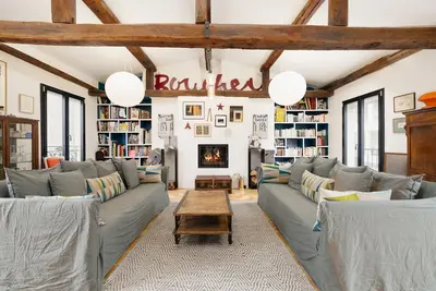 Image de Grand Duplex Familial Comme une Maison Ă Paris! Balcon Paysager, Coeur du 9eme