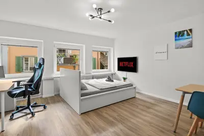 Image de City Center_Twin Bed_Workplace_Washer