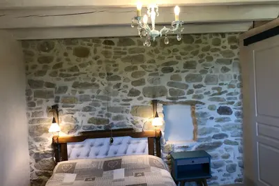 Image de Maison de vacances 'Gîte Figuier Au Mas Dujau' avec vue sur la montagne, piscine partagée et Wi-Fi
