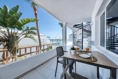 Image de Palm Oasis - 1 chambre, proche de la plage, parfait pour les nomades digitaux