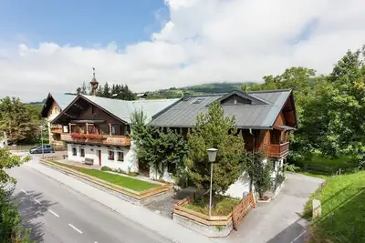Image de Appartement spacieux avec balcon à Mittersill