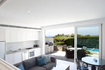 Image de Sandcastles - Stunning Apartment with Pool in Clovelly