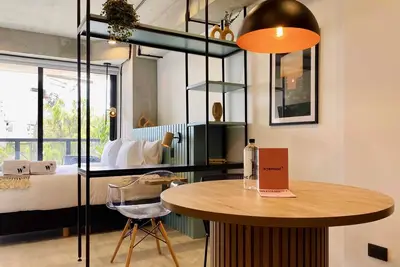 Image de w* | Astounding Loft in Polo