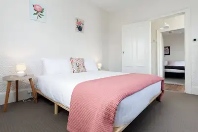 Image de Charming Inner City Stay with parking & wifi