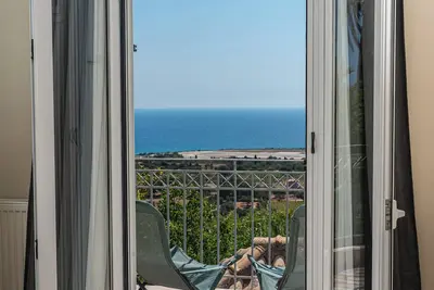 Image de Thea Kefalonia - unique view over the ionian sea.