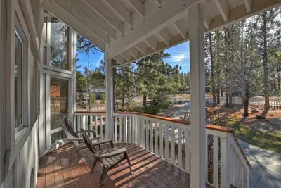 Image de Lakefront Estate W Stunning Views in Big Bear Lake