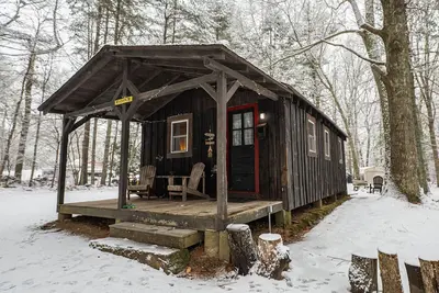 Image de Lakeside Cabin on Beach Pond with Sauna and Beach Access