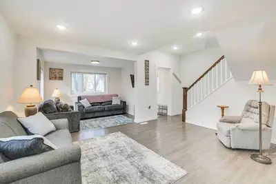 Image de Updated Home < 1 Mi to Downtown Fargo!