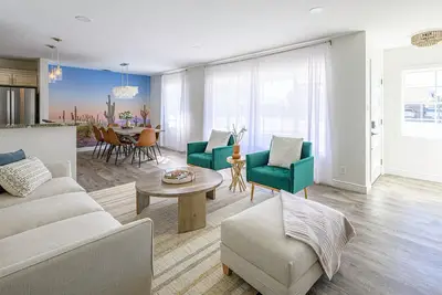 Image de Backyard Oasis - Old Town: 5 Minutes - Free Heated Pool