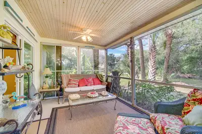 Image de Sebastian Home w/ Screened Lanai: 8 Mi to Beach!
