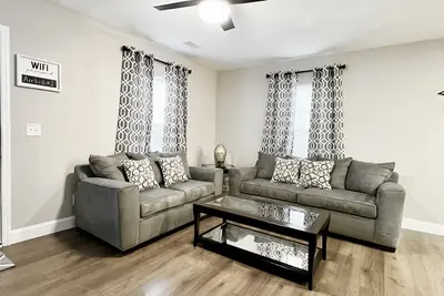 Image de Suffolk Place Newly Renovated 2 Bedroom 1 Bath