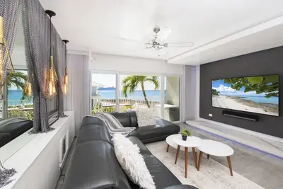 Image de Grape Tree #10 / Ultra Luxe 7 Mile Beach Condo w/ Pool & Tennis