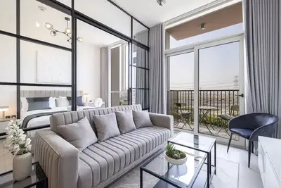 Image de Stylish 1 Bedroom in Dubai Hills - Burj View