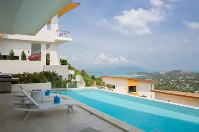 Image de Luxury pool villa at Plailaem