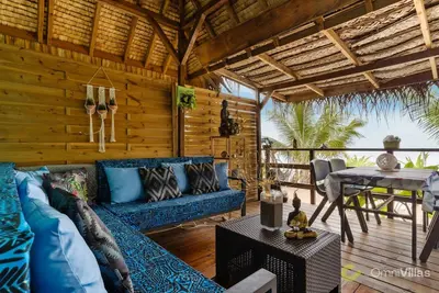 Image de Bungalows en bord de mer avec charme zen