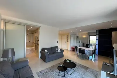 Image de A003 Magnifique appartement proche Cannes centre