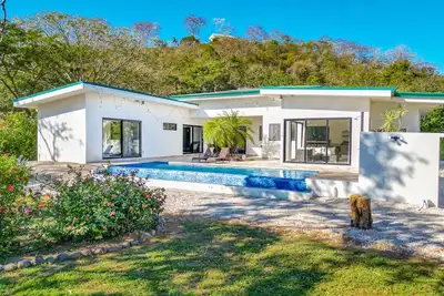 Image de This house is a 3 bedroom(s), 3. 5 bathrooms, located in Villareal, Guanacaste.