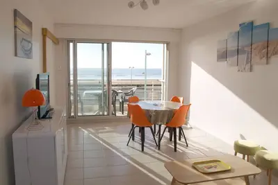 Image de Charmant T2 rénové avec balcon et vue mer à Saint Jean de Monts