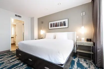 Image de City Escape! 4 Relaxing Units Minutes to SkyDeck Chicago and Lincoln Park Zoo!